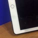 iPad Air2ガラス割れ